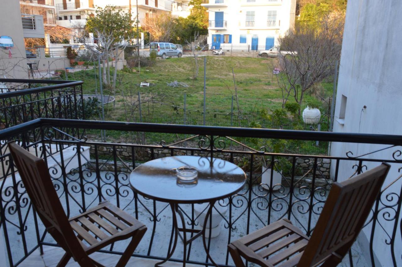 Pansion Katerina Otel İskados Dış mekan fotoğraf