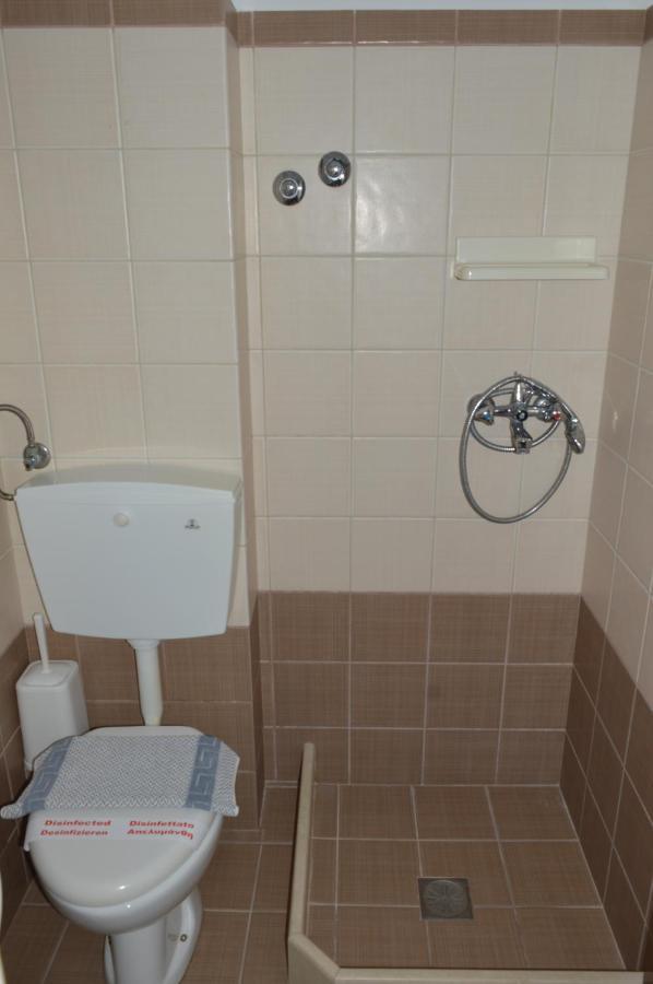 Pansion Katerina Otel İskados Dış mekan fotoğraf