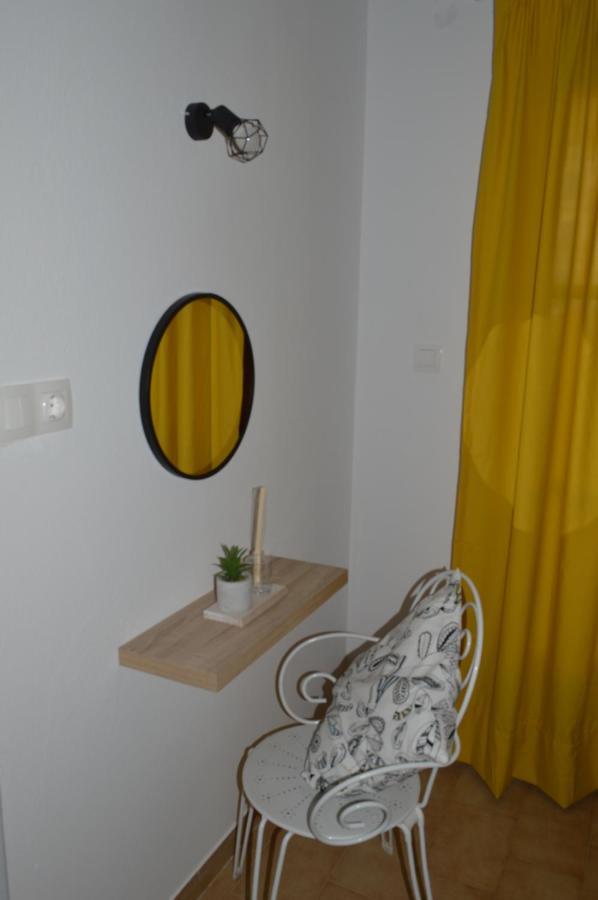 Pansion Katerina Otel İskados Dış mekan fotoğraf